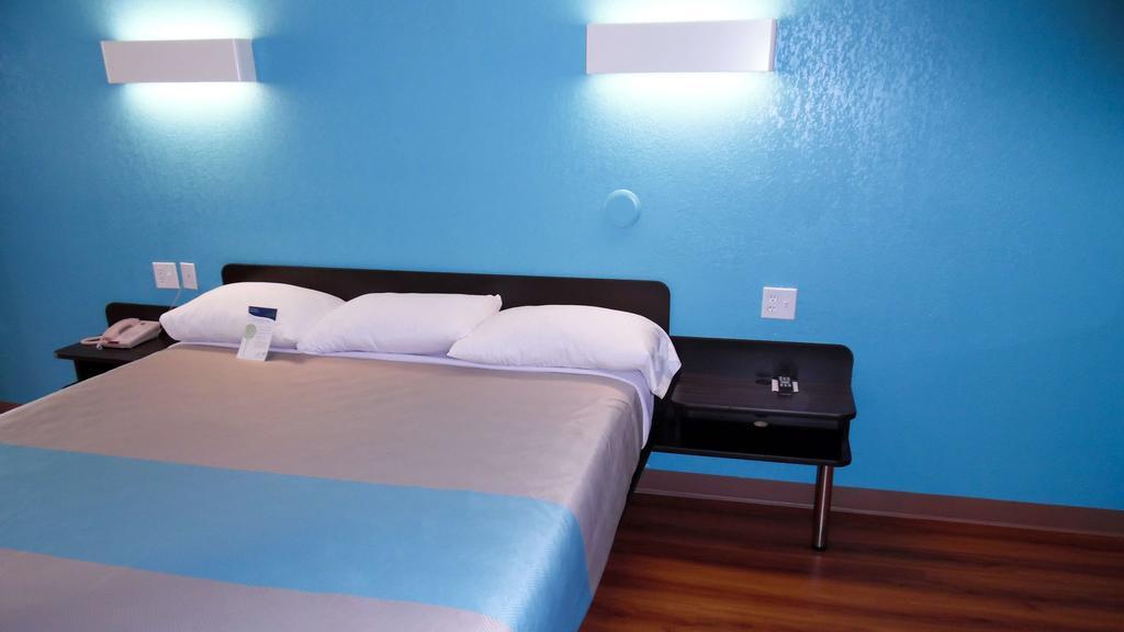 Motel 6-Irving, Tx - Irving Dfw Airport East Dış mekan fotoğraf